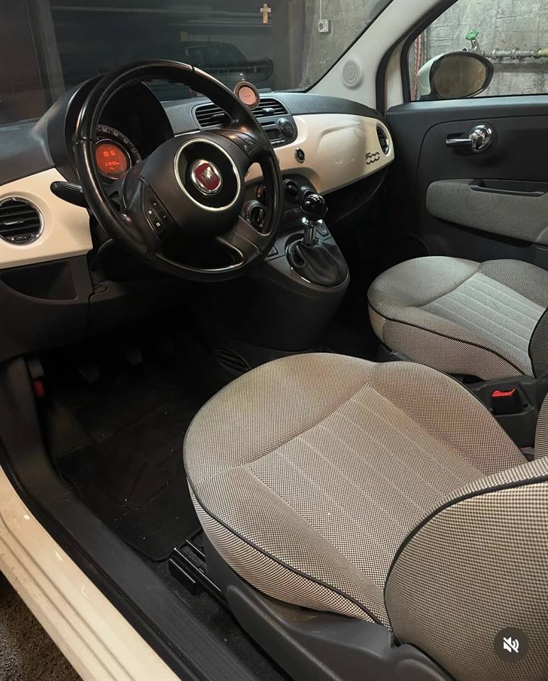 Fiat 500, Innenraum vor der Aufbereitung